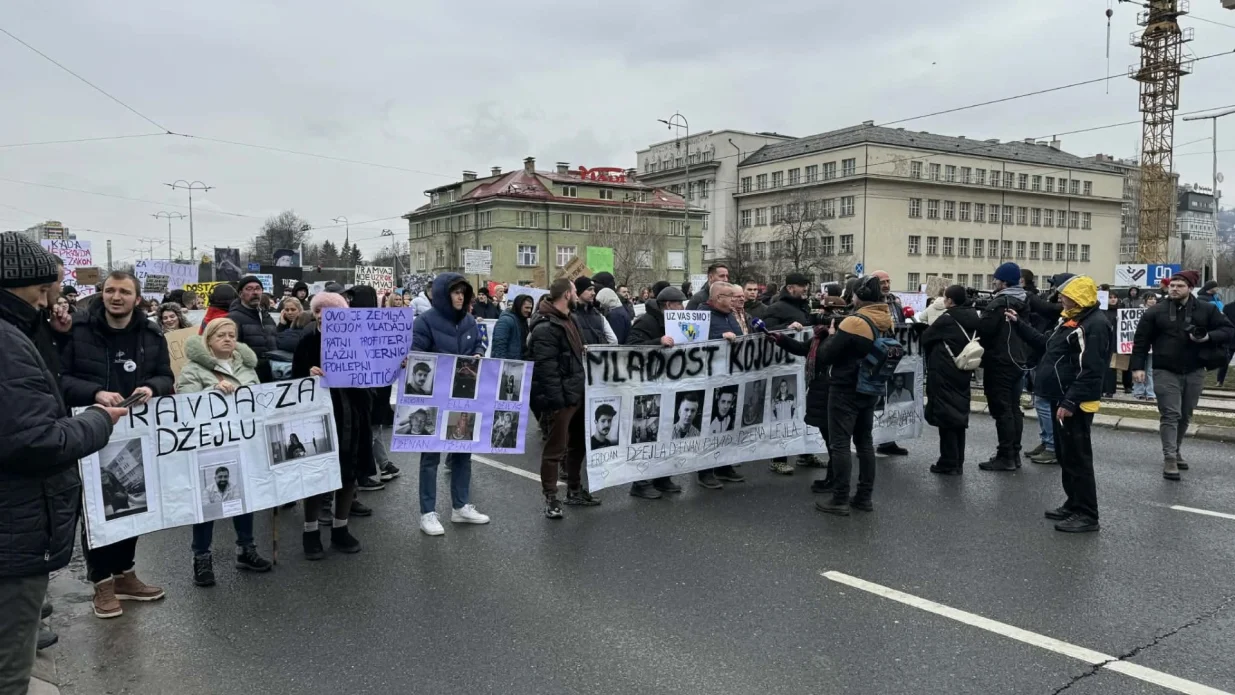 Protest, Sarajevo, tramvajska nesreća, studenti, srednjo&scaron;kolci/Ema Džananović