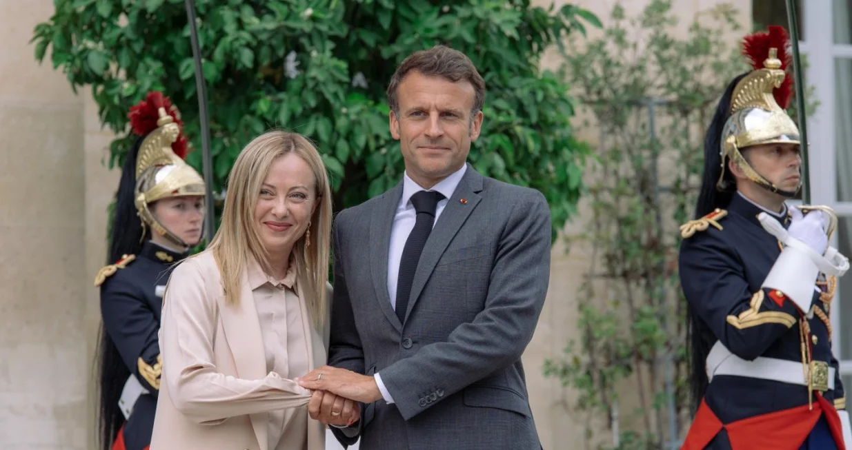 macron meloni/Phil&Eacute;mon Barbier/collectif Ho