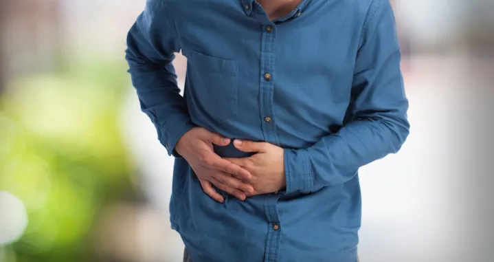 bolovi stomak jetra ilustracija/Freepik