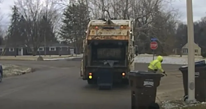 Komunalac, bjegunac, smeće/Prtsc