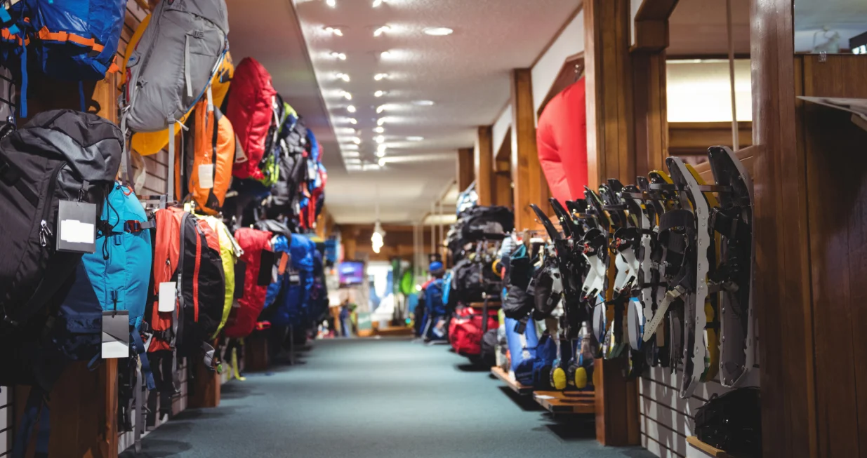 Prodavnica ruksaka uvela neobično pravilo/Wavebreak Media Ltd