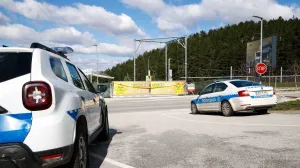 Bačena bomba na Sunnyland/Damir Deljo