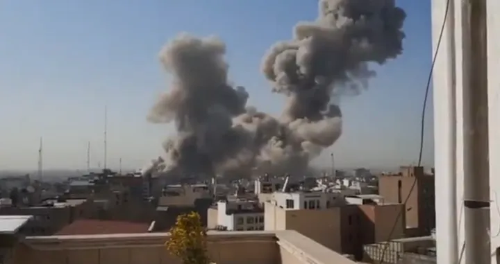 Napad na Teheran/Screenshot