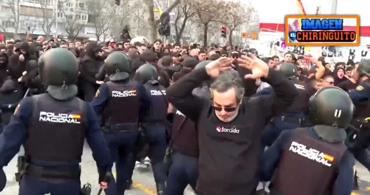 Navijači Benfice sukob sa policijom/Foto: 