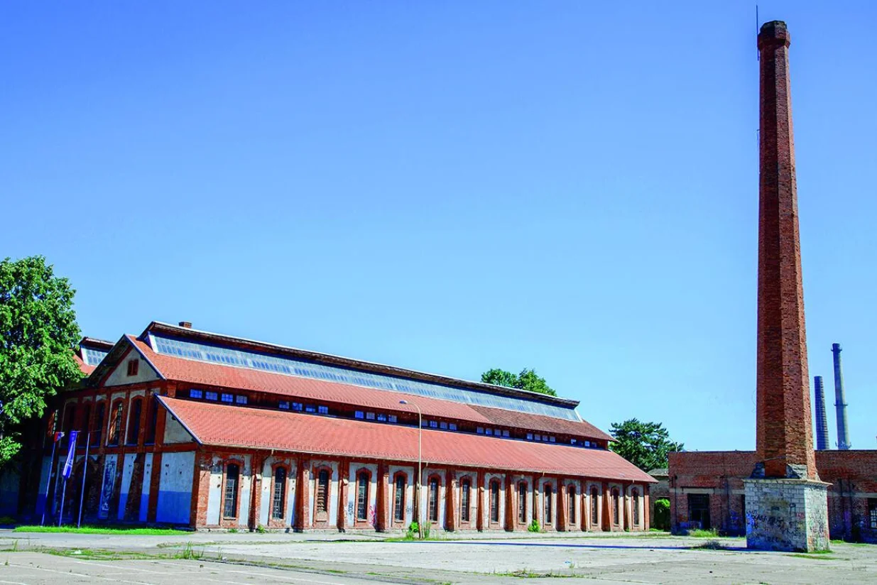 Ovdje je osnovana prva gimnazija, prvo kazali&scaron;te, ljekarna, tiskara, izliven prvi top/Zoran Lazarević