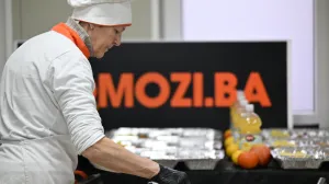 Priprema iftara u udruženju Pomozi.ba/Andrej Bjeloš