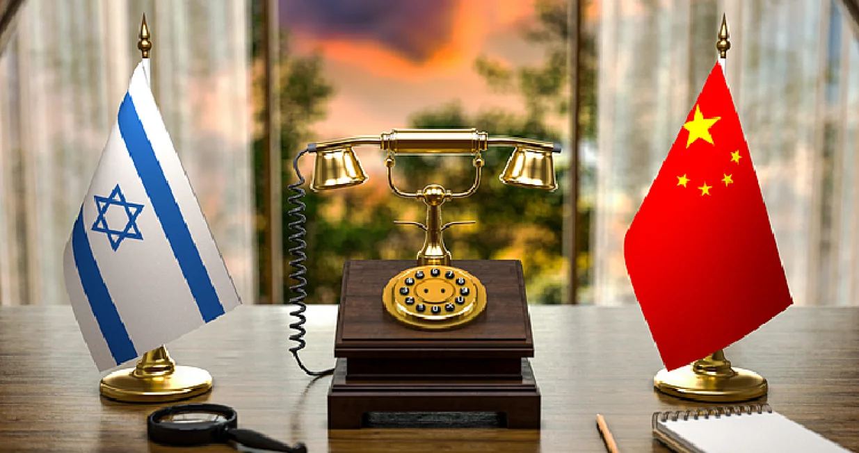 Telefonski razgovor između Izraela i Kine//