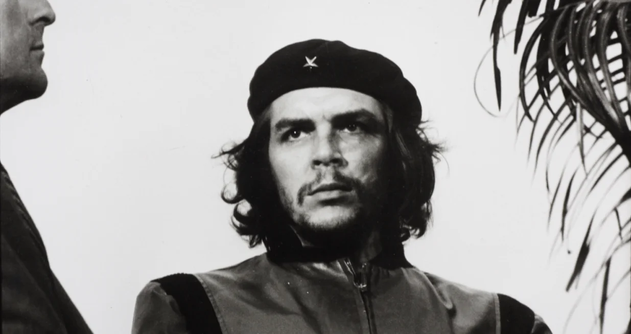 Ernesto Che Guevara, gerilac heroj/