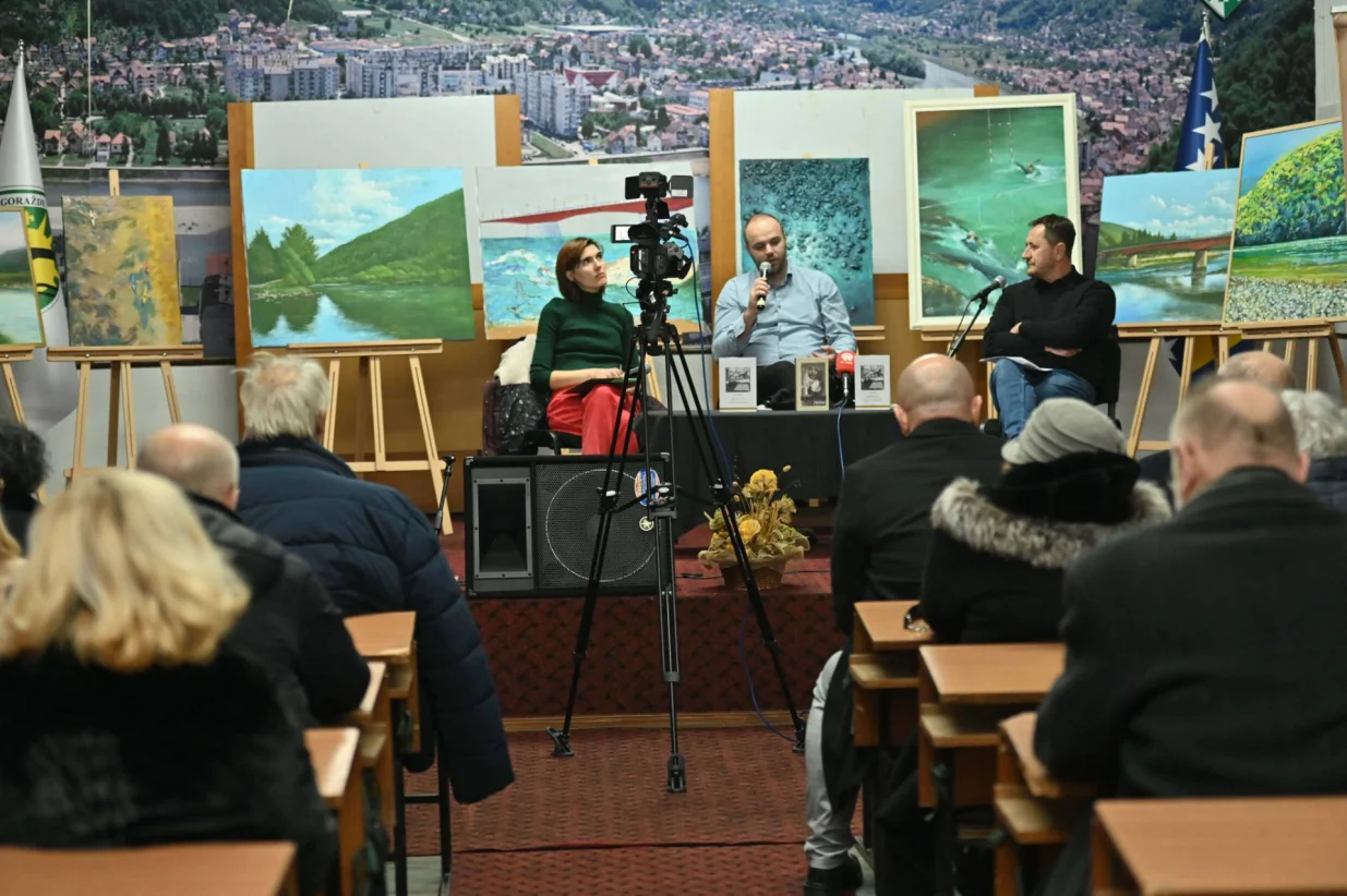 edin rikalo, promocija, pjesnikSlika preuzeta uz odobrenje Edina/Vildan Pusilo