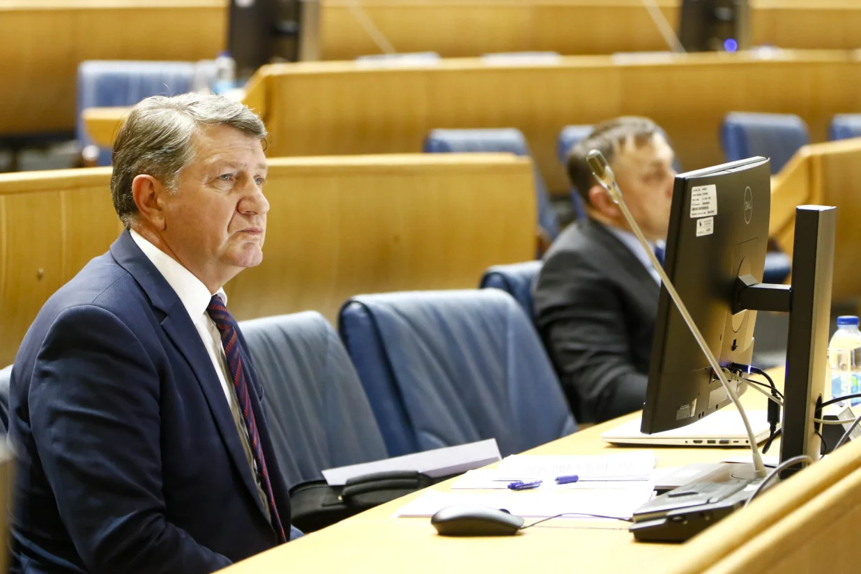 Hitna sjednica Parlamenta BiH/Damir Deljo 