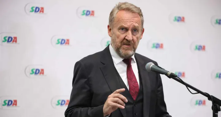 Izetbegović: Mehmedoviću ovo nije trebalo/ Senad Gubelić/