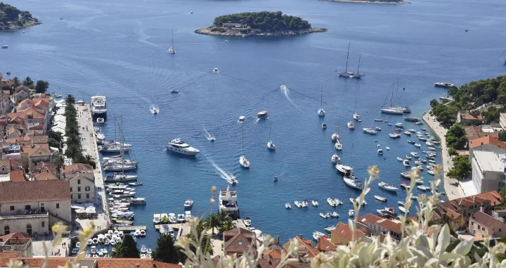 Grad Hvar/Pixabay
