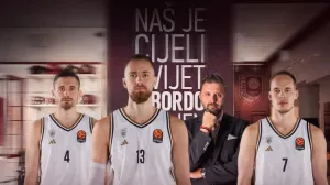 Košarkaši Dubaija u FKS Official Store/Foto: 