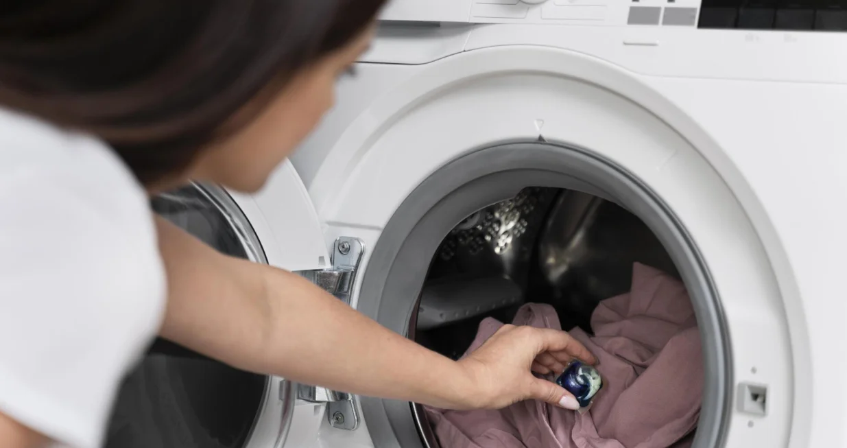 Svi misle da je do omek&scaron;ivača/Free Pik