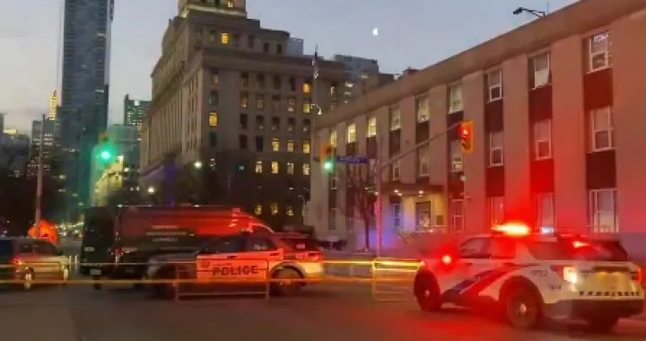 Policija na mjestu pucnjave/Printscreen/X.com//