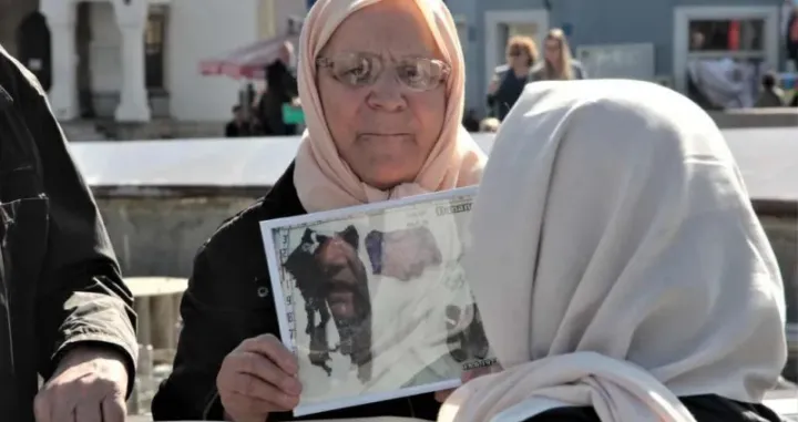 Majke Srebrenice u Tuzli/Fena