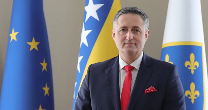Intervju- Član Predsjedni&scaron;tva Bosne i Hercegovine dr. Denis Bećirović/Senad Gubelić