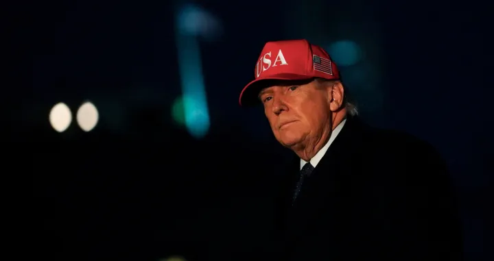 FILE PHOTO: U.S. President Donald Trump returns to the White House, after Israel and the U.S. launched strikes on Iran, in Washington, D.C., U.S., March 1, 2026. REUTERS/Nathan Howard/File Photo/Nathan Howard