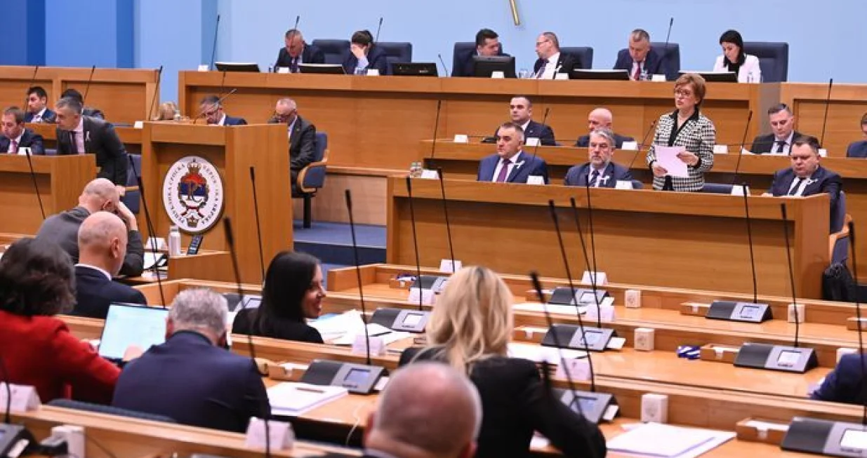 28. posebna sjednica NSRS-a//