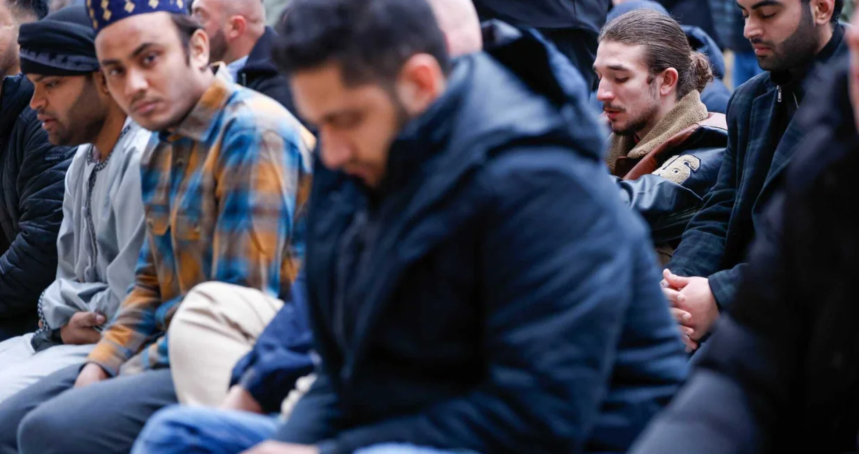 Klanjan bajram-namaz u Sarajevu/Damir Deljo