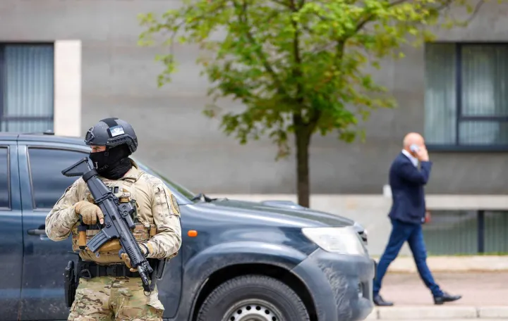 MUP RS, SAJ, specijalci čuvaju Milorada Dodika, specijalci ispred Univerziteta u Istočnom Sarajevu/Damir Deljo