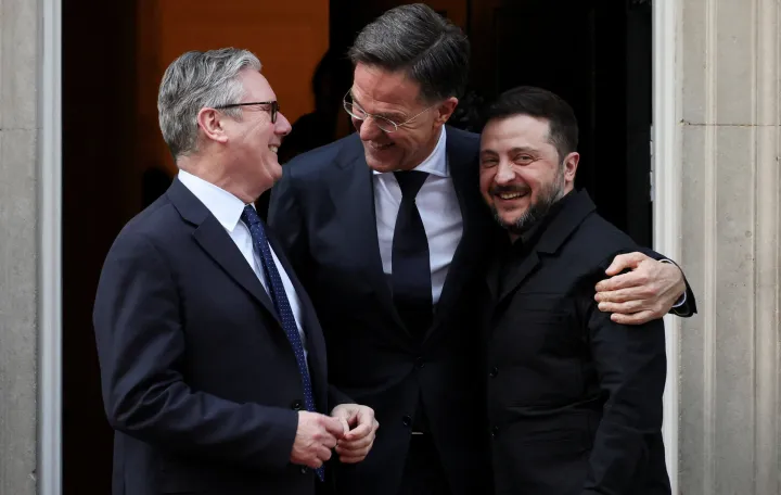British Prime Minister Keir Starmer, Ukrainian President Volodymyr Zelenskiy and NATO Secretary General Mark Rutte meet at 10 Downing Street in London, Britain, March 17, 2026. REUTERS/Isabel Infantes  TPX IMAGES OF THE DAY/Isabel Infantes