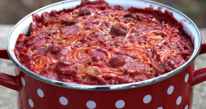 pa&scaron;ta&scaron;uta hrana/