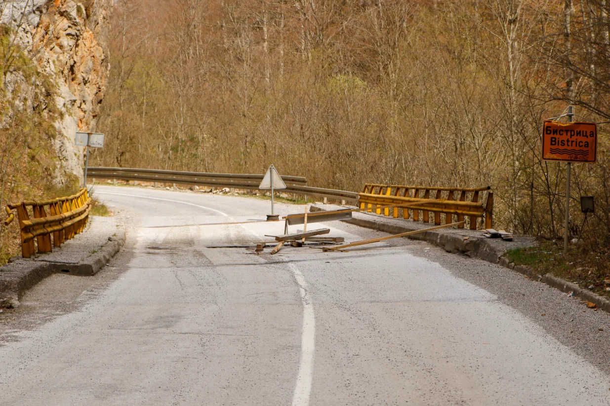 Stanje na putu Sarajevo Foca. Dionica Dobro polje - Miljevina/Damir Deljo