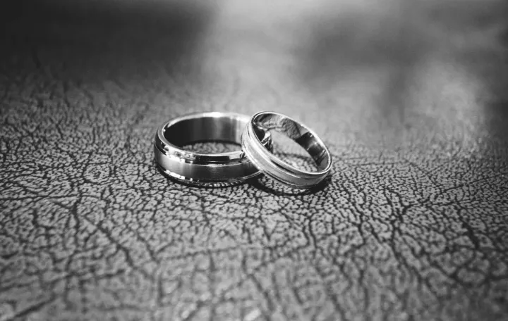 svadbno prstenje/Pexelles