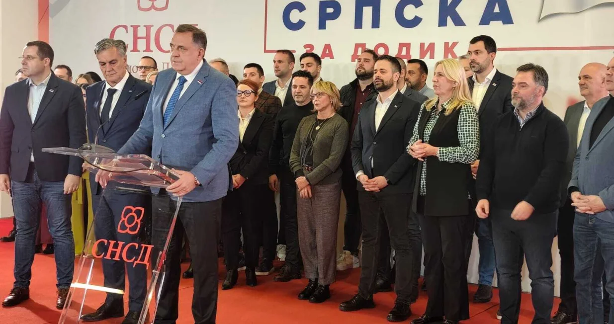 Milorad Dodik i Sini&scaron;a Karan/Kenan Ćosić