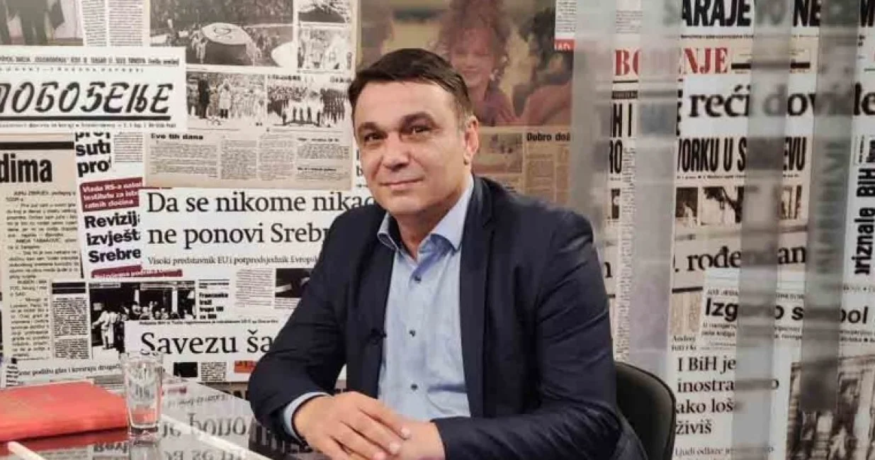 sadik ahmetović/