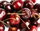 Brz način da otkrijete skrivene crve u tre&scaron;njama/Freepik