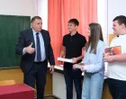 U O&Scaron; "Desanska Maksimović" u Dragočaju/