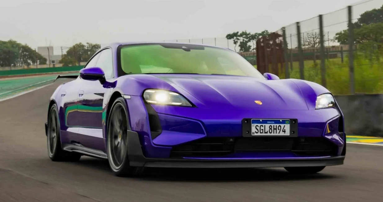 Taycan Turbo GTBrži i od 911 Turbo S na Interlagosu/