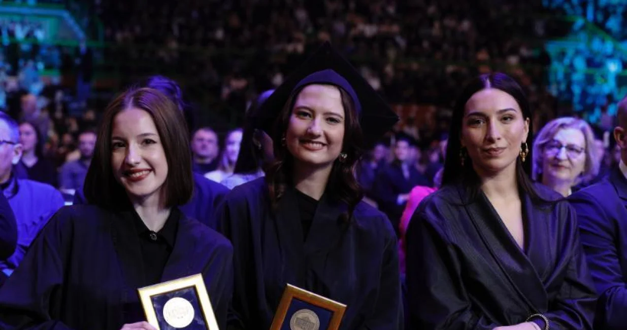 Josipa Bo&scaron;njak, najbolja studentica na UNSA; promocija i dodjela diploma za 3.547 diplomanata i magistranata/Vanja Ćerimagić
