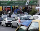 Zbog cyber napada na sistem distribucije goriva &scaron;irom Irana, na mnogim mjestima ne može se vr&scaron;iti prodaja zbog čega vozila stvaraju duge redove ispred benzinskih pumpi (Fatemeh Bahrami - Anadolu Agency)/Fatemeh Bahrami