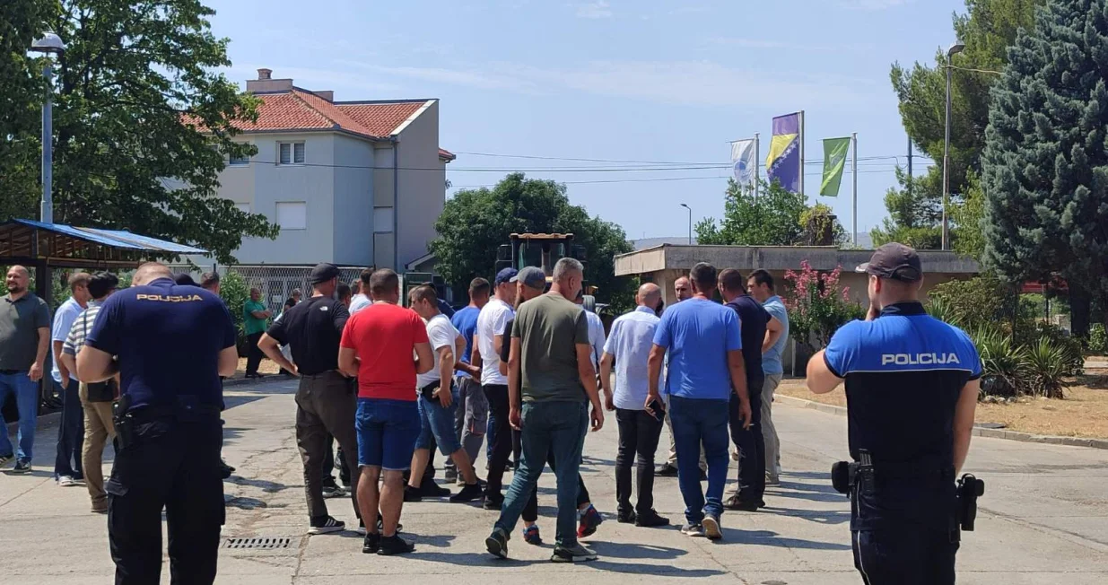 Komunalno mostar, otkazi radnicima/Mostarski.ba