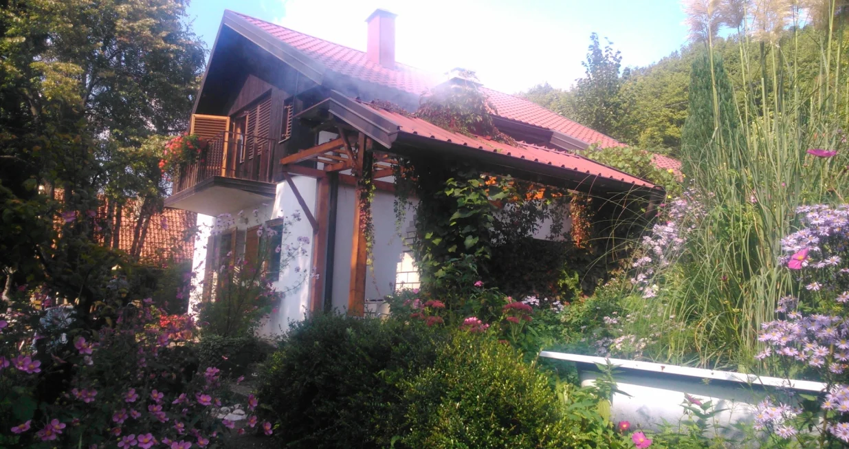 Rana jesen u vrtu/
