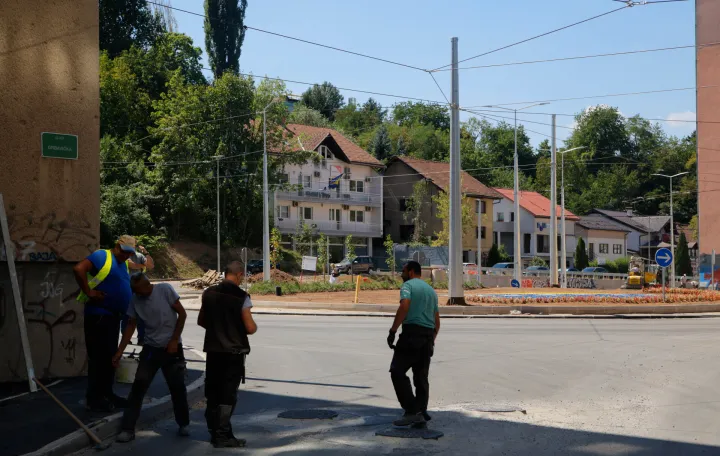 Zavrsni radovi na kruznom toku Grbavica/Damir Deljo