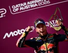 MotoGP - Austrian Grand Prix - Red Bull Ring, Spielberg, Austria - September 20, 2026 Red Bull KTM Factory Racing's Pedro Acosta celebrates with a trophy on the podium after winning the MotoGP race REUTERS/Christian Bruna  TPX IMAGES OF THE DAY/Christian Bruna